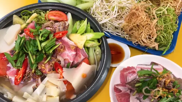 Cách Nấu Lẩu Cá Đuối Chua Cay Đậm Đà Chuẩn Vị Nhà Hàng