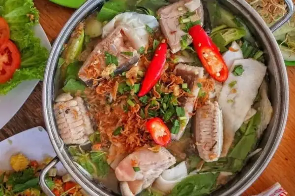 Cách Nấu Lẩu Cá Đuối Chua Cay Đậm Đà Chuẩn Vị Nhà Hàng