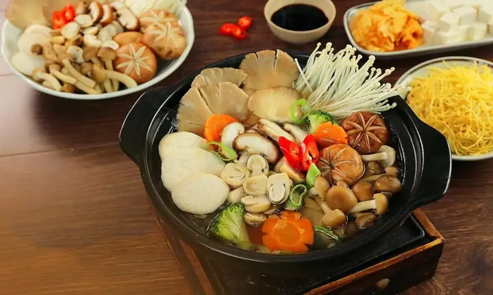 Cách Nấu Lẩu Chay Chua Ngọt Thơm Ngon, Chuẩn Vị Cho Ngày Rằm