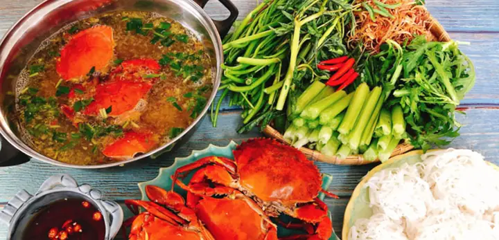 Cách Nấu Lẩu Cua Biển Chua Cay Thơm Ngon Đúng Điệu Cho Buổi Tối Sum Vầy