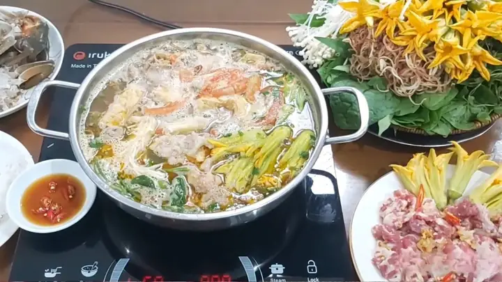 Cách Nấu Lẩu Cua Đồng Thập Cẩm Thơm Ngon Bổ Dưỡng Cho Ngày Cuối Tuần Cách Nấu Lẩu Cua Đồng Thập Cẩm Thơm Ngon Bổ Dưỡng Cho Ngày Cuối Tuần