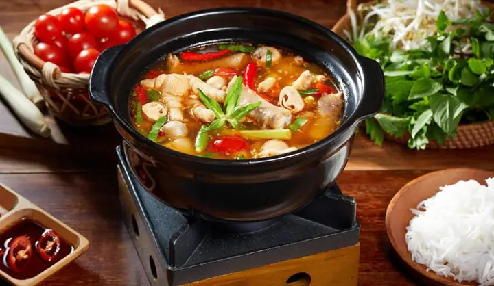 Cách Nấu Lẩu Gà Kim Chi Chuẩn Vị Hàn Quốc Tại Nhà Cách Nấu Lẩu Gà Kim Chi Chuẩn Vị Hàn Quốc Tại Nhà