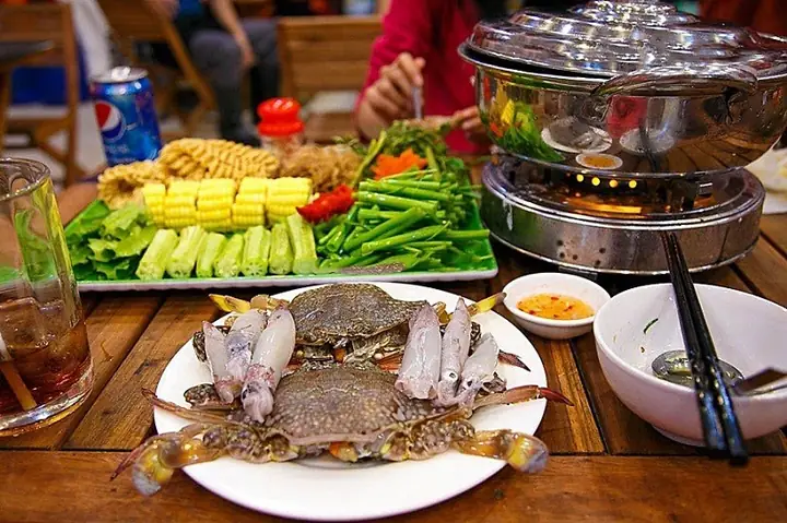 Cách Nấu Lẩu Ghẹ Thập Cẩm Thơm Ngon, Đậm Đà Tại Nhà