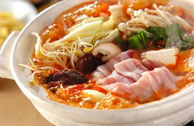 Cách Nấu Lẩu Kim Chi Thịt Heo Chuẩn Vị Hàn Quốc Tại Nhà Cách Nấu Lẩu Kim Chi Thịt Heo Chuẩn Vị Hàn Quốc Tại Nhà