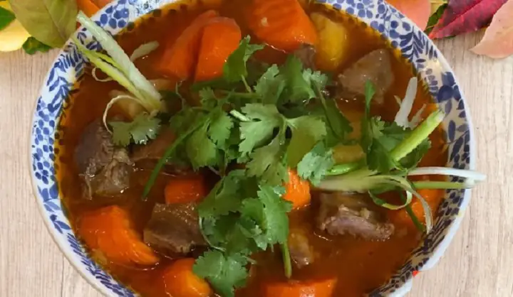 Cách Nấu Lẩu Lưỡi Bò Ngon Chuẩn Vị Nhà Hàng