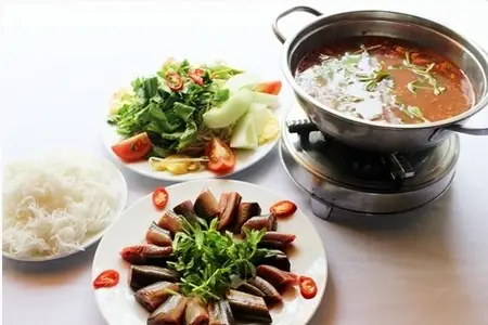 Cách Nấu Lẩu Lươn Lá Giang Thơm Ngon, Chuẩn Vị Tại Nhà