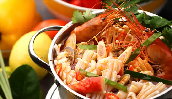 Cách Nấu Lẩu Thái Đơn Giản Tại Nhà