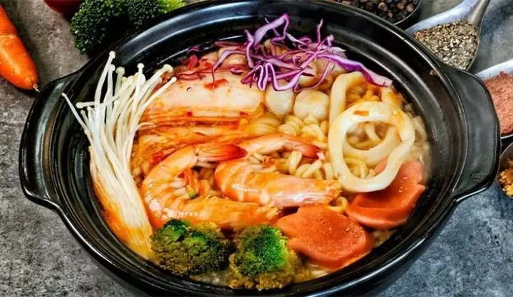 Cách Nấu Mì Hải Sản Hàn Quốc: Hướng Dẫn Chi Tiết Từ Cơ Bản Đến Nâng Cao