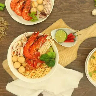 Cách Nấu Mì Kim Chi Hải Sản Thơm Ngon Chuẩn Vị Hàn Tại Nhà
