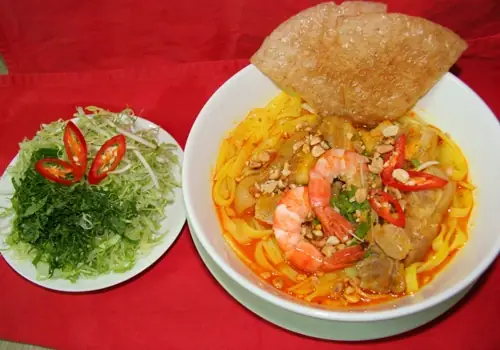 Cách Nấu Mì Quảng Giò Heo Chuẩn Vị Miền Trung Tại Nhà