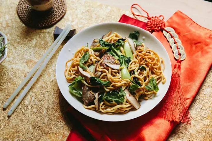 Cách Nấu Mì Trường Thọ Trung Quốc Chuẩn Hương Vị Tại Nhà Cách Nấu Mì Trường Thọ Trung Quốc Chuẩn Hương Vị Tại Nhà