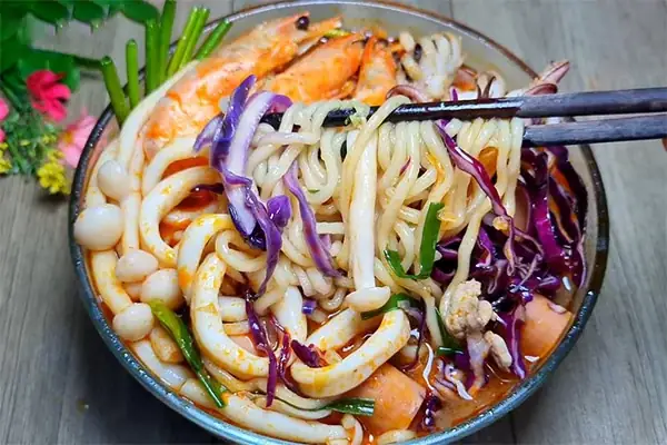Cách Nấu Mì Yeul Cay