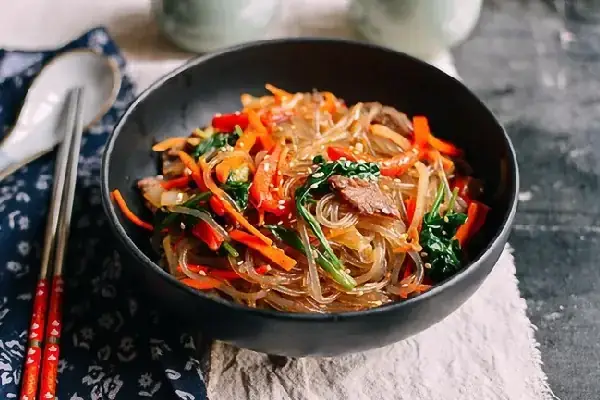 Cách Nấu Miến Tươi Hàn Quốc Chuẩn Vị, Dễ Làm Tại Nhà