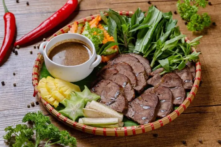 Cách Nấu Nạm Bò Nhanh Mềm Cho Món Bò Kho Và Bánh Canh Chuẩn Vị Cách Nấu Nạm Bò Nhanh Mềm Cho Món Bò Kho Và Bánh Canh Chuẩn Vị