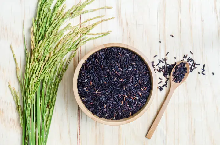 Cách Nấu Nước Gạo Lứt Lợi Sữa Cho Mẹ Sau Sinh Cách Nấu Nước Gạo Lứt Lợi Sữa Cho Mẹ Sau Sinh