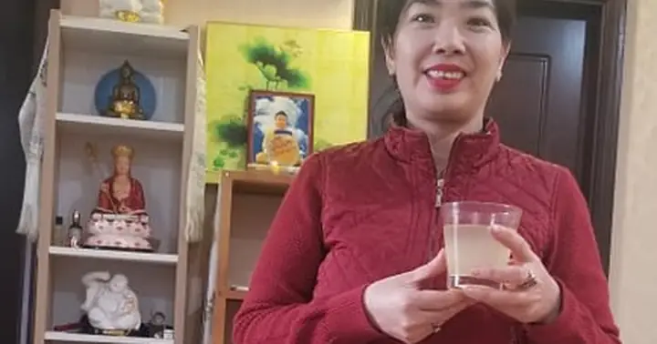Cách Nấu Nước Gừng Đường Phèn Chuẩn Vị, Thơm Ngon Bổ Dưỡng Cho Mọi Nhà Cách Nấu Nước Gừng Đường Phèn Chuẩn Vị, Thơm Ngon Bổ Dưỡng Cho Mọi Nhà