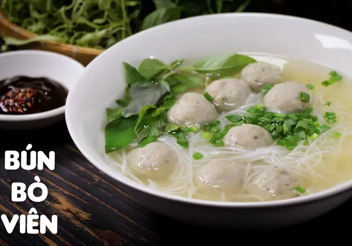Cách Nấu Nước Lèo Bún Bò Viên Chuẩn Vị, Đậm Đà Tại Nhà