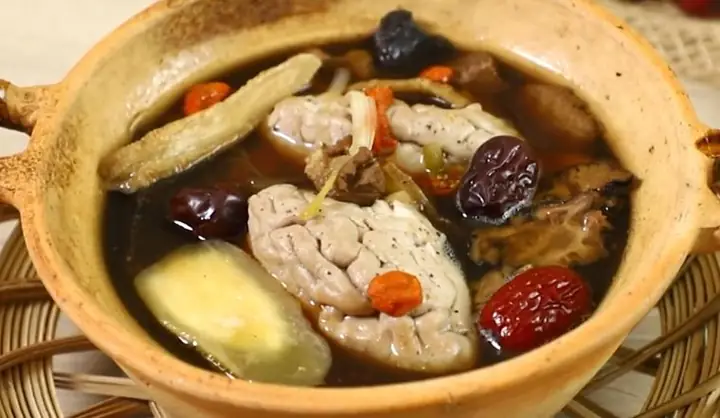 Cách Nấu Óc Heo Hầm Thuốc Bắc Thơm Ngon Bổ Dưỡng Cho Cả Gia Đình