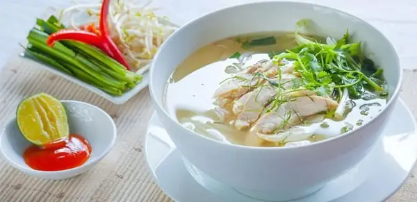 Cách Nấu Phở Gà Miền Nam Ngon Chuẩn Vị Tại Nhà Cách Nấu Phở Gà Miền Nam Ngon Chuẩn Vị Tại Nhà