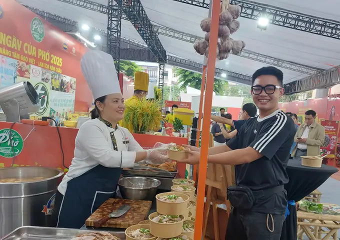 Cách Nấu Phở Sắn Quế Sơn Chuẩn Vị Đặc Sản Miền Trung