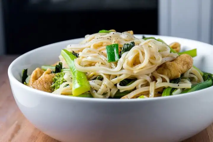 Cách Nấu Phở Xào Chay Thơm Ngon, Chuẩn Vị Tại Nhà