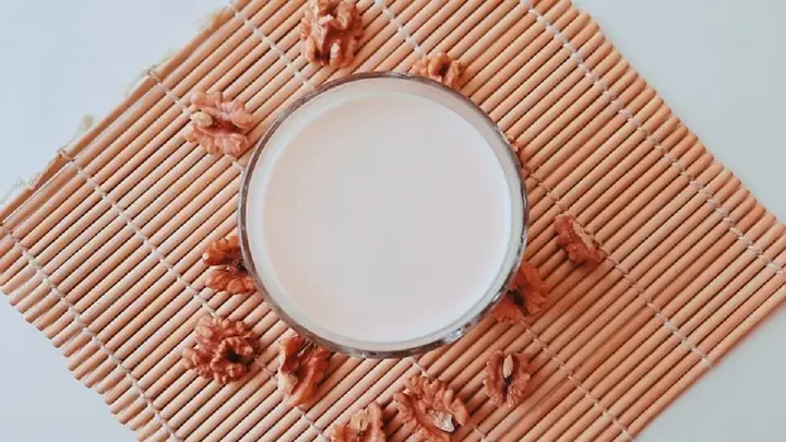 Cách Nấu Sữa Hạt Óc Chó Cho Bé Chuẩn Vị Thơm Ngon, Bổ Dưỡng
