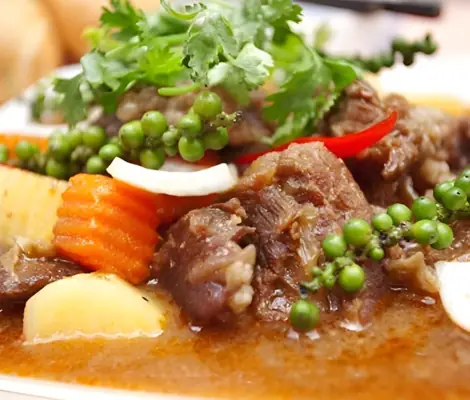 Cách Nấu Sườn Bò Hầm Bắp Thơm Ngon, Bổ Dưỡng Cho Bữa Cơm Gia Đình