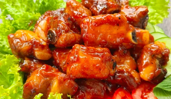 Cách Nấu Sườn Kho Chua Ngọt Ngon Chuẩn Vị, Thịt Mềm Không Bị Khô