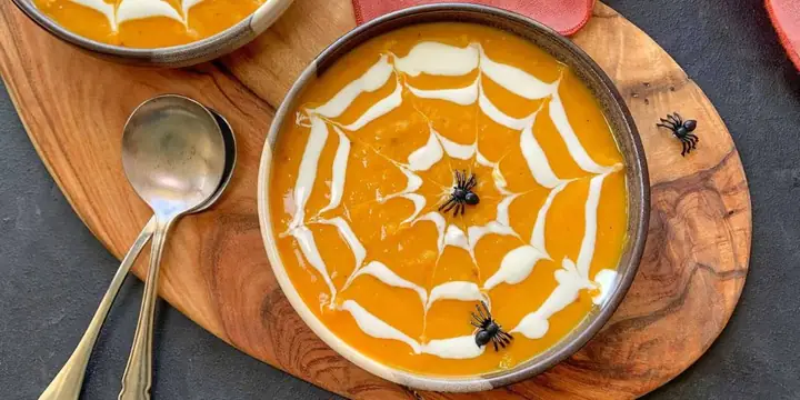 Cách Nấu Súp Bí Đỏ Với Whipping Cream: Công Thức Chuẩn Vị, Béo Ngậy Từ Đầu Bếp Tại Gia