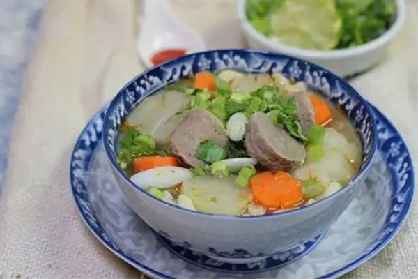 Cách Nấu Súp Bò Viên Ngon Chuẩn Vị, Đậm Đà Tại Nhà