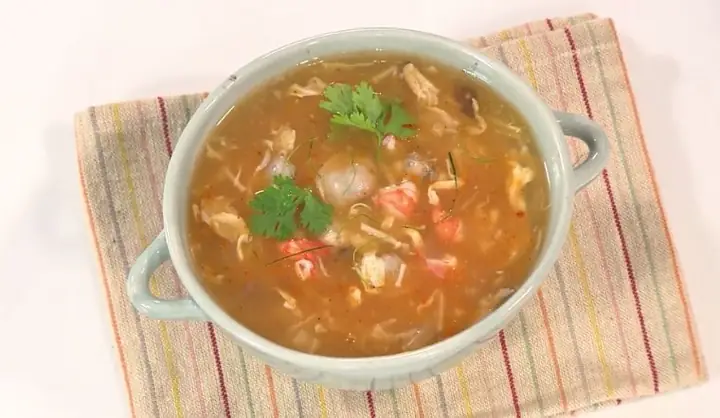 Cách Nấu Súp Hải Sản Chua Cay Thơm Ngon Chuẩn Vị Nhà Hàng