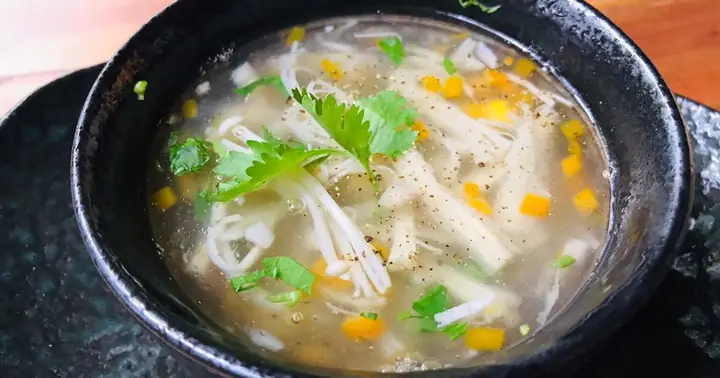 Cách Nấu Súp Nấm Rau Củ Thơm Ngon, Bổ Dưỡng Cho Ngày Se Lạnh