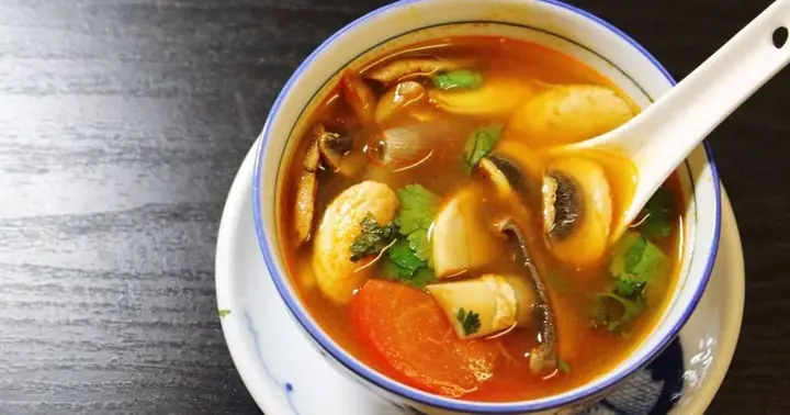 Cách Nấu Súp Tom Yum Chuẩn Vị Thái Lan Thơm Ngon Tại Nhà