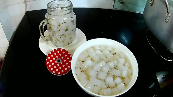 Cách Nấu Thạch Dừa Hạt É Giòn Ngon, Mát Lạnh Cho Ngày Hè Cách Nấu Thạch Dừa Hạt É Giòn Ngon, Mát Lạnh Cho Ngày Hè