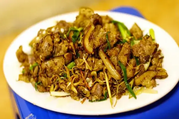 Cách Nấu Thịt Chó Xào Lăn Thơm Ngon, Đậm Đà Chuẩn Vị