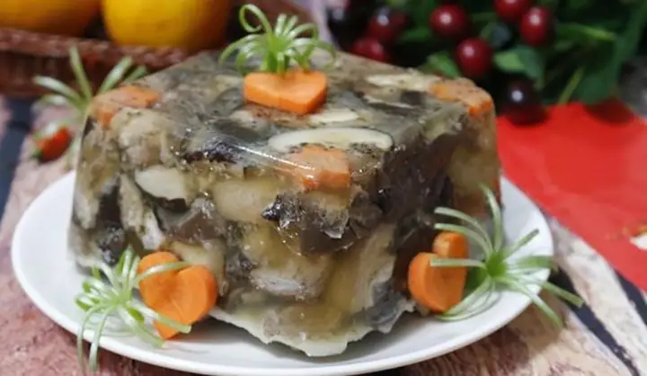Cách Nấu Thịt Đông Ngon Đúng Điệu Cho Bữa Cỗ Ngày Tết