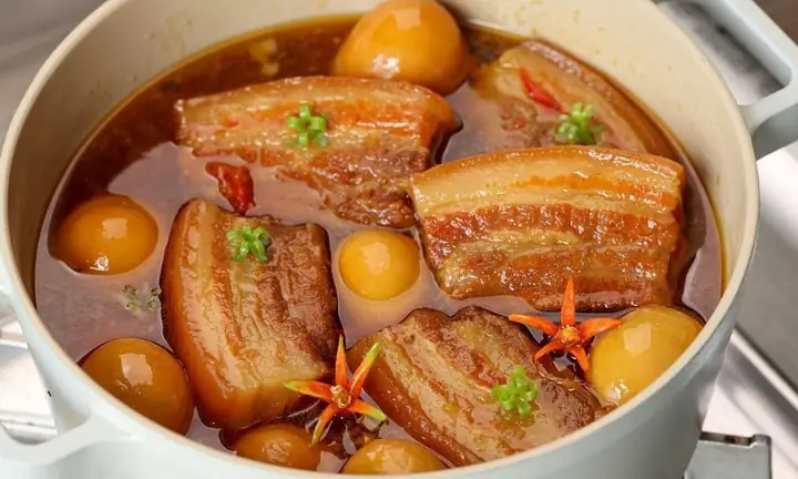 Cách Nấu Thịt Kho Trứng Mềm Chuẩn Vị, Thịt Bùi Trứng Béo Ai Cũng Mê