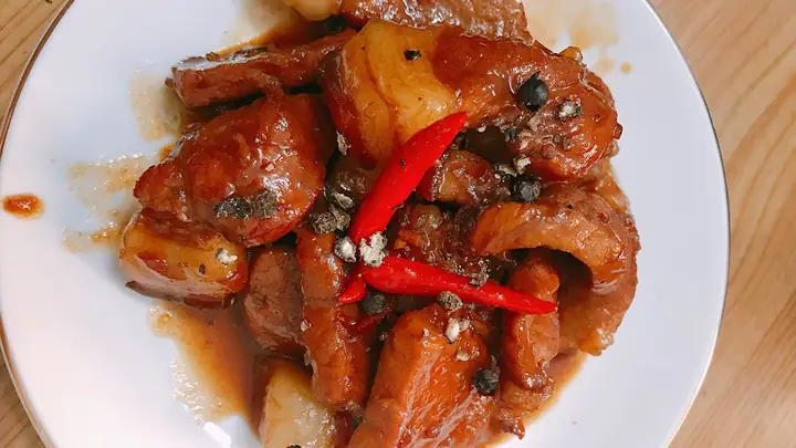 Cách Nấu Thịt Ngon Đậm Đà: 7 Nguyên Tắc Vàng Cho Món Ăn Chuẩn Vị Nhà Hàng