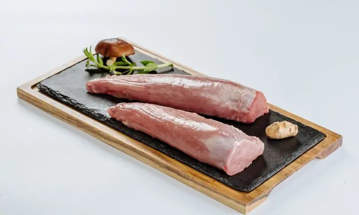 Cách Nấu Thịt Thăn Lợn Ngon Chuẩn Vị Nhà Hàng