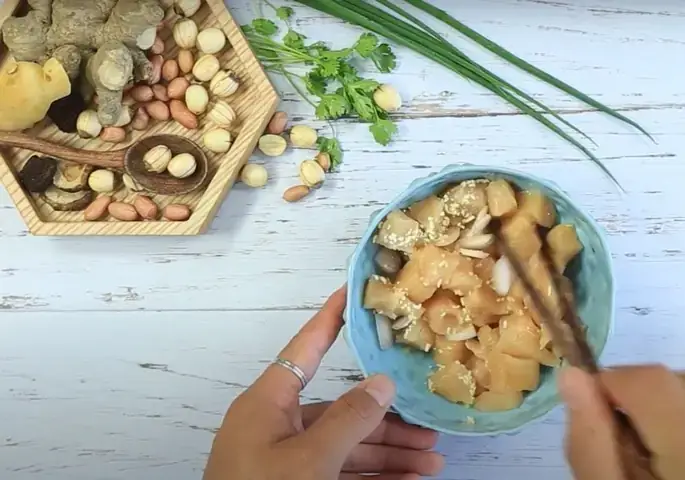 Cách Nấu Tim Hầm Hạt Sen Bùi Bùi, Béo Béo Chuẩn Vị Ngon Cho Bữa Cơm Gia Đình Cách Nấu Tim Hầm Hạt Sen Bùi Bùi, Béo Béo Chuẩn Vị Ngon Cho Bữa Cơm Gia Đình