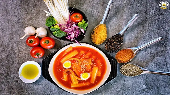 Cách Nấu Tokbokki Chả Cá Chuẩn Vị Hàn Quốc Tại Nhà Cách Nấu Tokbokki Chả Cá Chuẩn Vị Hàn Quốc Tại Nhà