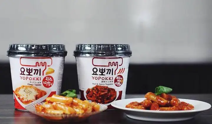 Cách Nấu Tokbokki Hộp Không Cần Lò Vi Sóng Thơm Ngon Chuẩn Vị Hàn