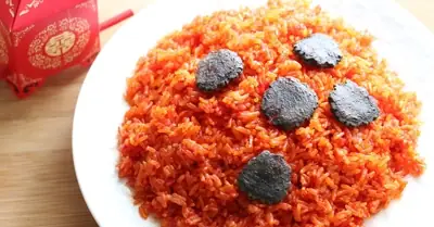 Cách Nấu Xôi Gấc Không Bị Nhão: Bí Quyết Giữ Màu Đỏ Thẫm Và Hạt Xôi Tơi Fluffy