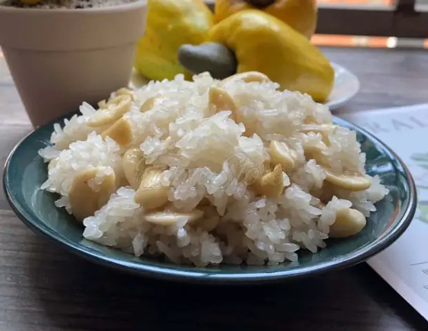 Cách Nấu Xôi Hạt Điều Béo Ngậy, Dẻo Thơm Chuẩn Vị Miền Tây