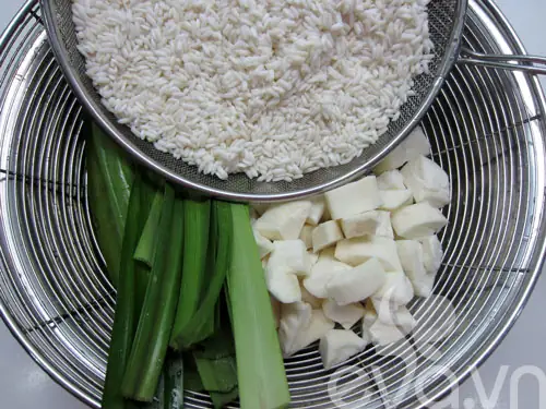 Cách Nấu Xôi Khoai Mì Thơm Ngon, Dẻo Mịn Chuẩn Vị Miền Tây