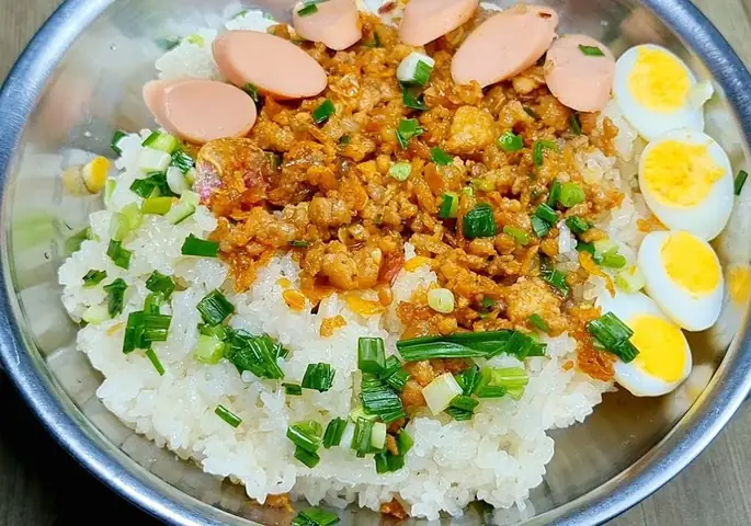 Cách Nấu Xôi Sắn Thịt Băm Thơm Ngon, Chuẩn Vị Ngày Đông