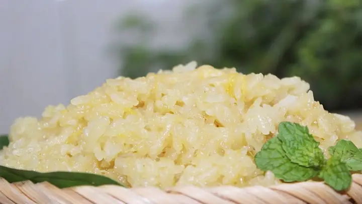 Cách Nấu Xôi Sầu Riêng Bằng Nồi Cơm Điện Thơm Ngon, Béo Ngậy Tại Nhà