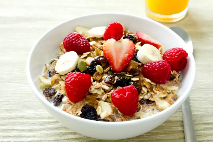Cách Nấu Yến Mạch Quaker Chuẩn Ngon, Giữ Trọn Dinh Dưỡng