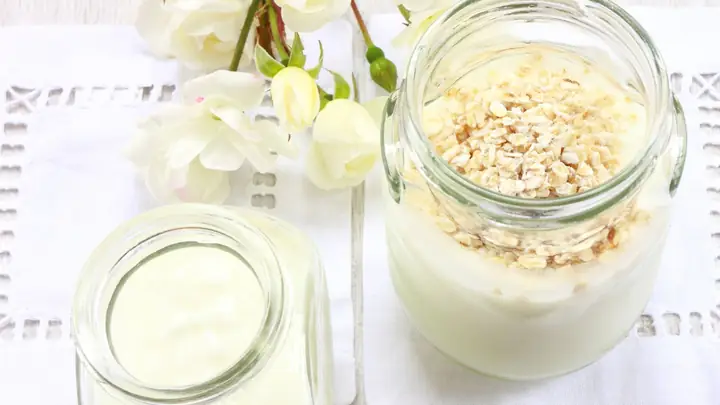Cách Nấu Yến Mạch Với Sữa Chua: Hướng Dẫn Chi Tiết Và Các Biến Tấu Dinh Dưỡng Cách Nấu Yến Mạch Với Sữa Chua: Hướng Dẫn Chi Tiết Và Các Biến Tấu Dinh Dưỡng