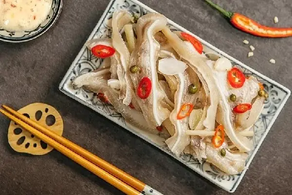 Các Bước Ngâm Giấm Lỗ Tai Heo Chuẩn Bị Cho Các Món Ngon